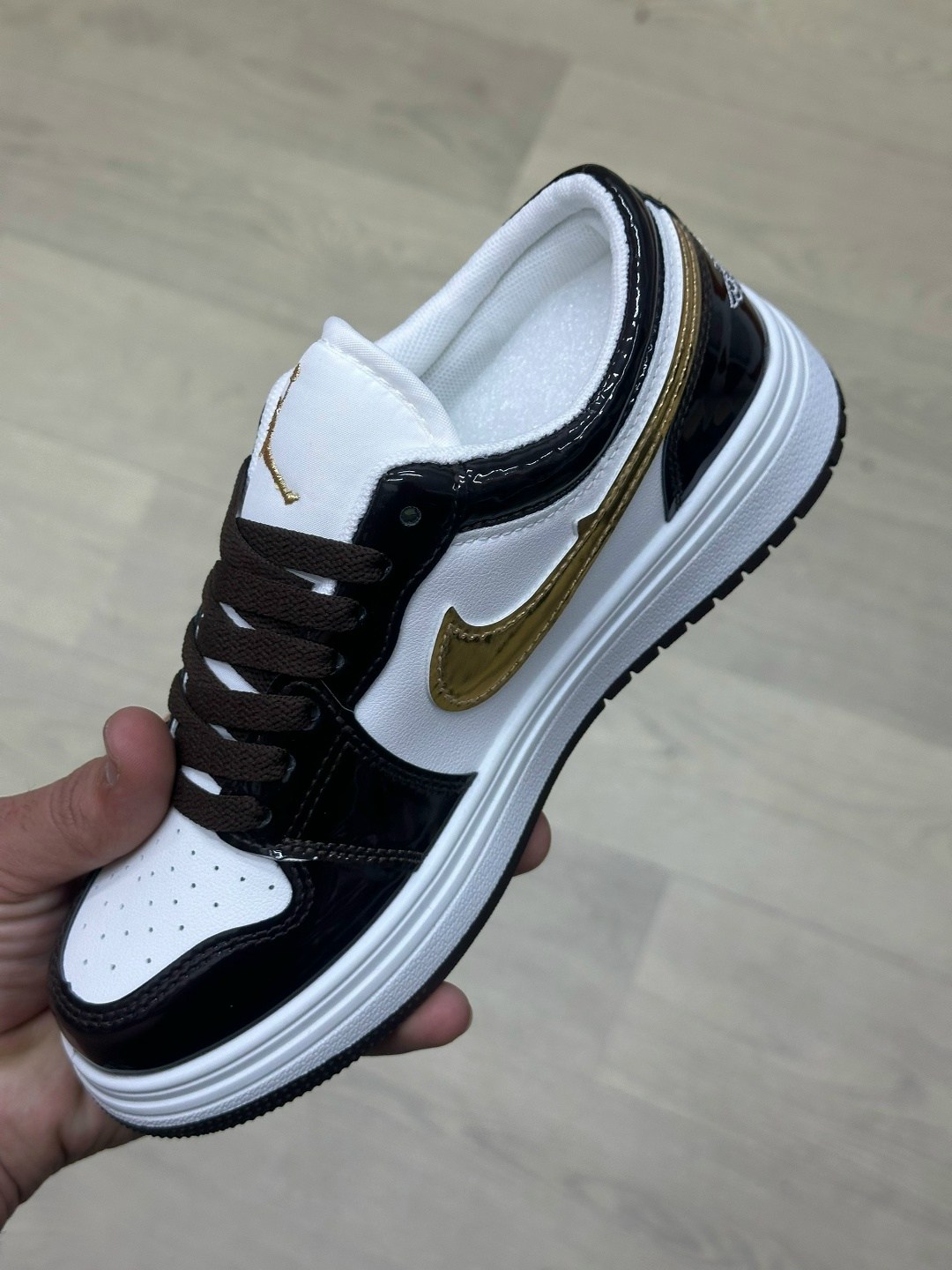 nike air jordan 1 low,jordan 1 low gold toe,air jordan 1 low,nike air jordan 1,nike air jordan 1 low se