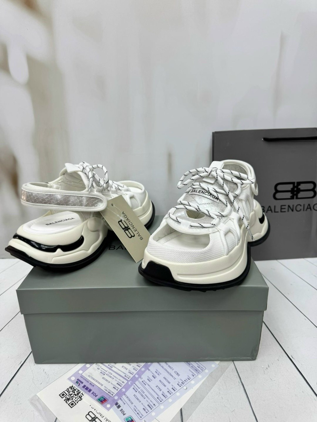 сандалии balenciaga,сандалии баленсиага женские,сандалии баленсиага трек,,кроссовки dolce & gabbana