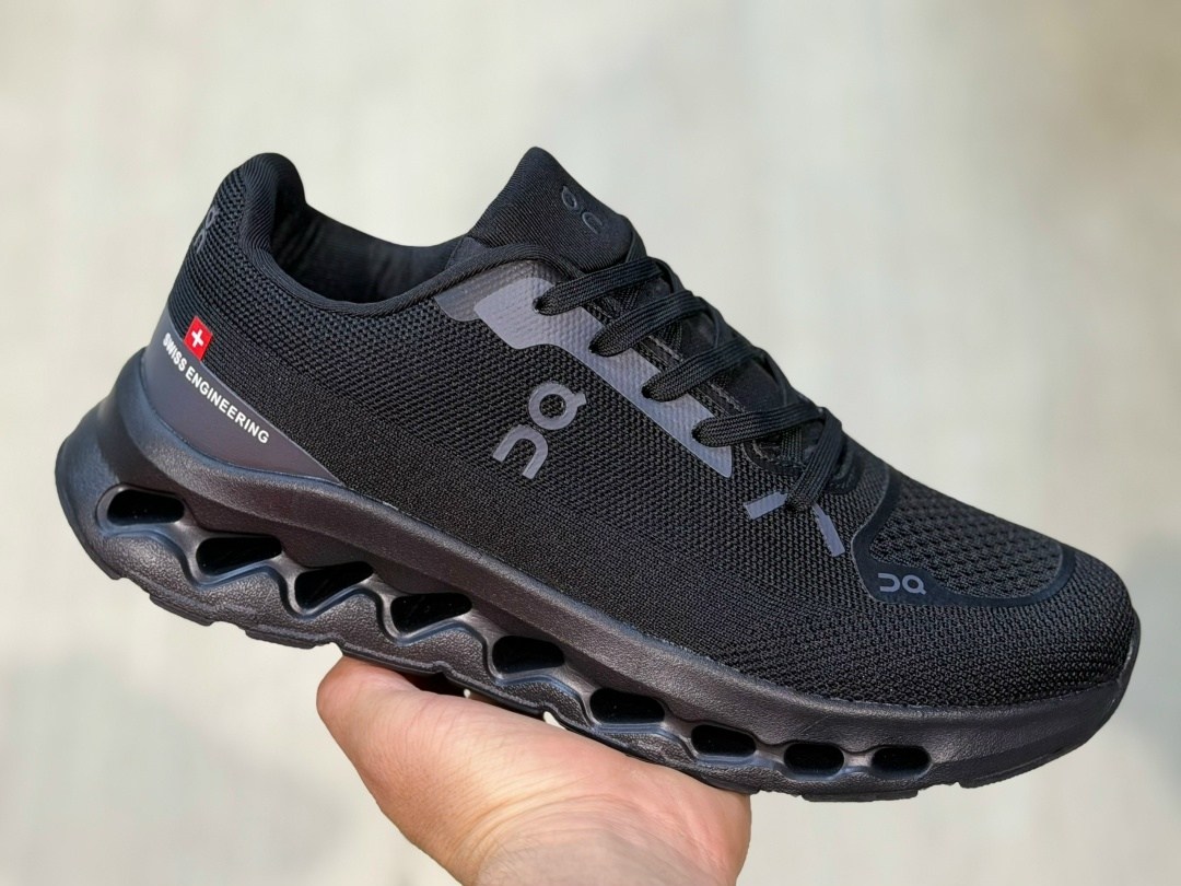 кроссовки,мужские кроссовки,спортивные кроссовки,черные кроссовки, для бега