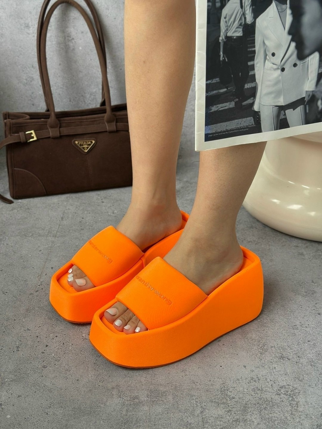 ,женские шлепанцы на платформе,женские шлепанцы,шлепанцы на платформе,шлепки на платформе