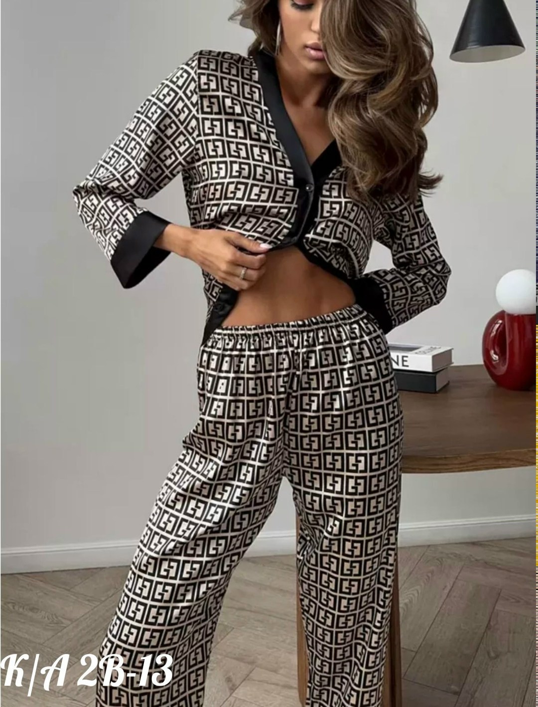 пижама женская,пижама шелкова со штанами,пижама шелковая со штанами и рубашкой,пижама домашний костюм,пижама шелковая фенди