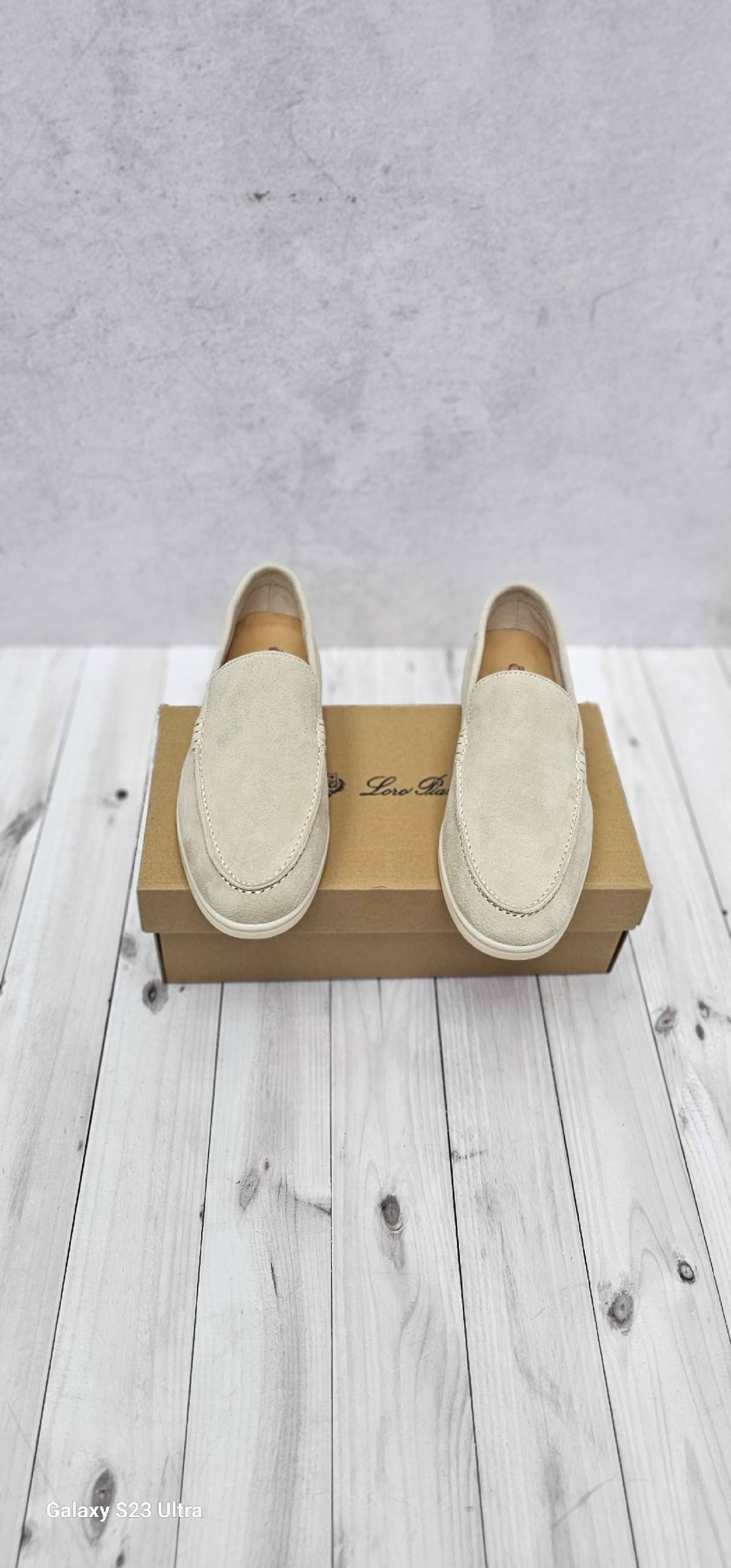 лоферы loro piana,лоферы loro piana женские,замшевые бежевые лоферы loro piana,,loro piana мужские лоферы