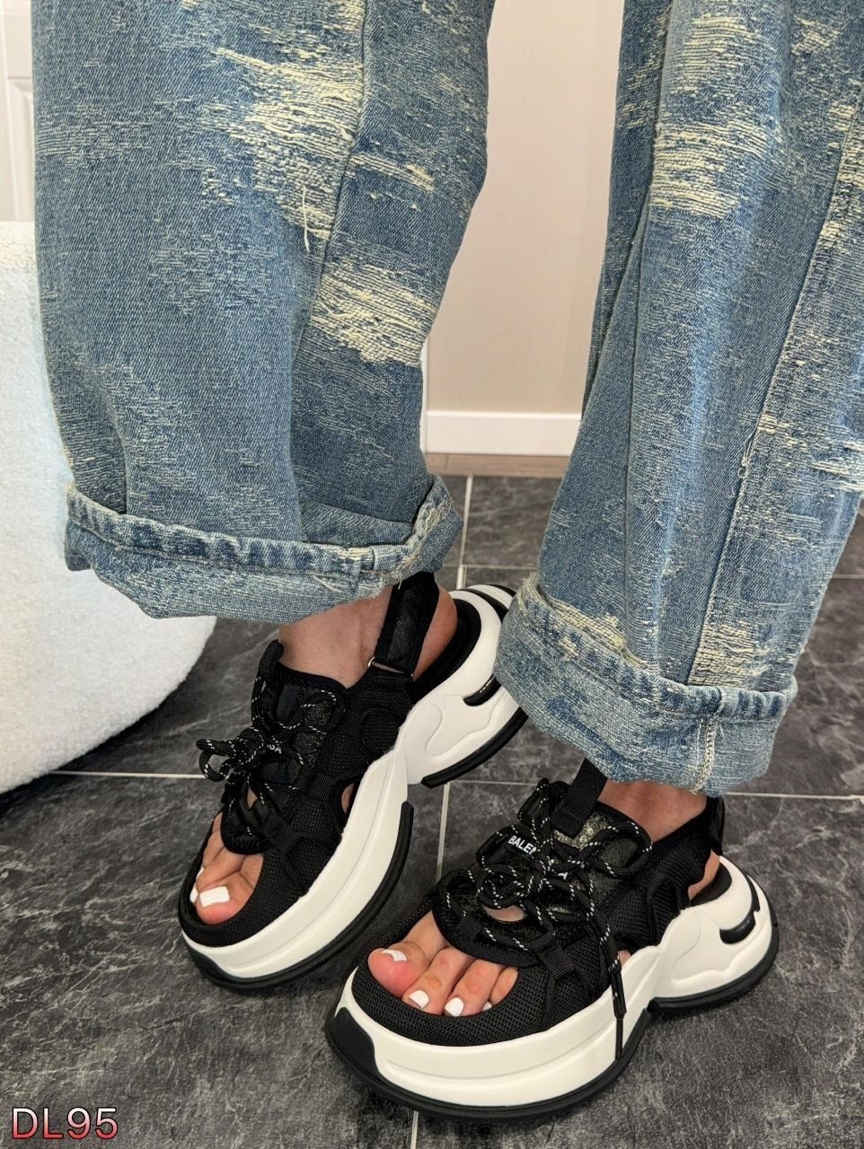 кроссовки женские balenciaga,кроссовки balenciaga,кроссовки balenciaga balenciaga кроссовки,кроссовки спортивные balenciaga,кроссовки balenciaga на шнуровке