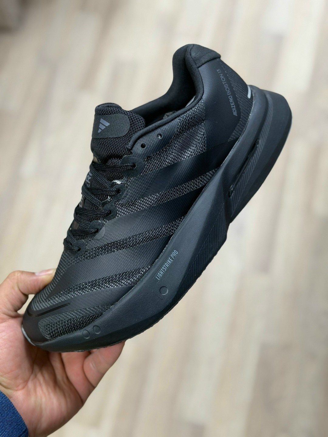 кроссовки adidas,кроссовки adidas adizero,кроссовки мужские женские adidas,кроссовки мужские adidas,кроссовки