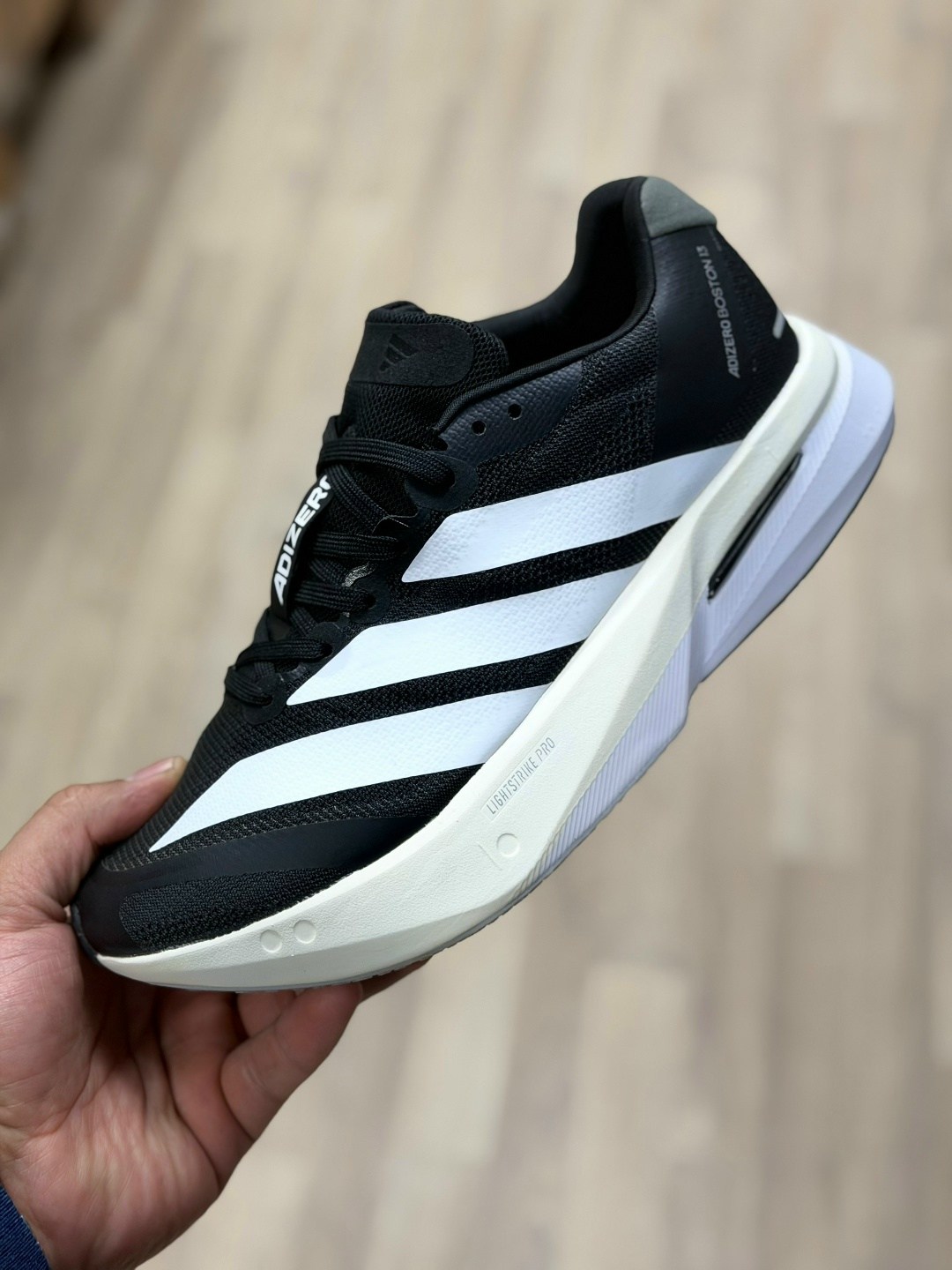 кроссовки adidas,кроссовки adidas adizero,кроссовки мужские женские adidas,кроссовки мужские adidas,кроссовки