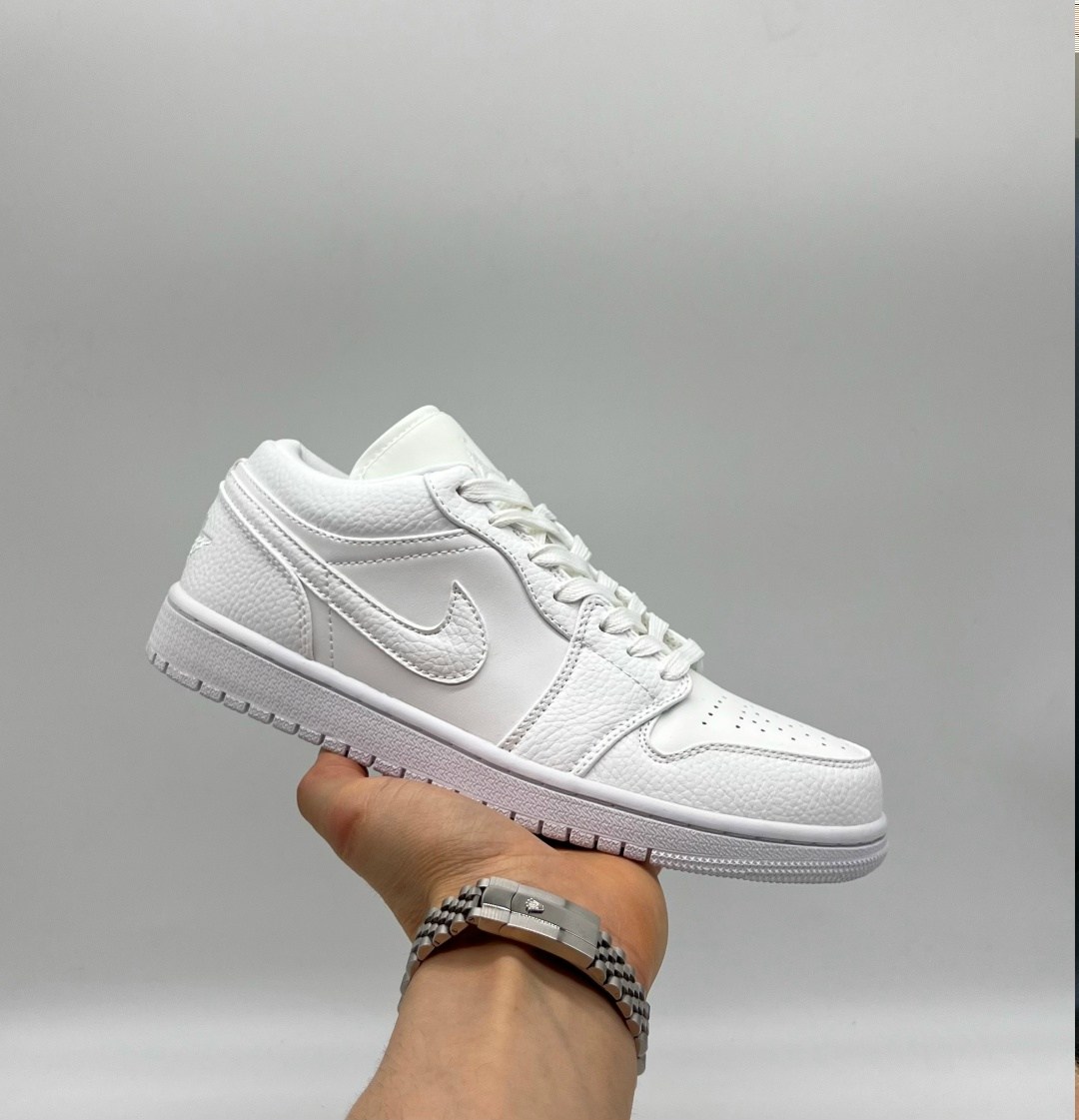 air jordan 1 low triple white,nike air jordan 1 low,jordan 1 low triple white,nike air jordan 1 low white,air jordan 1 low
