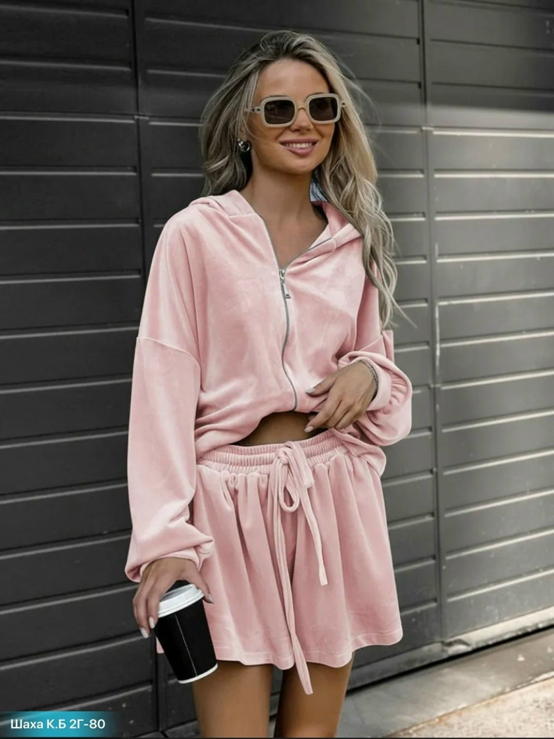 велюровый костюм с шортами,велюровый костюм женский,велюровый костюм,спортивный велюровый костюм,теплый велюровый костюм