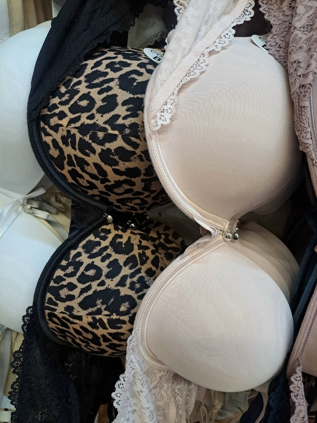 бюстгальтер женские,бюстгальтер пуш ап,пуш ап,бюстгальтер,бюстгальтер с двойным пуш ап