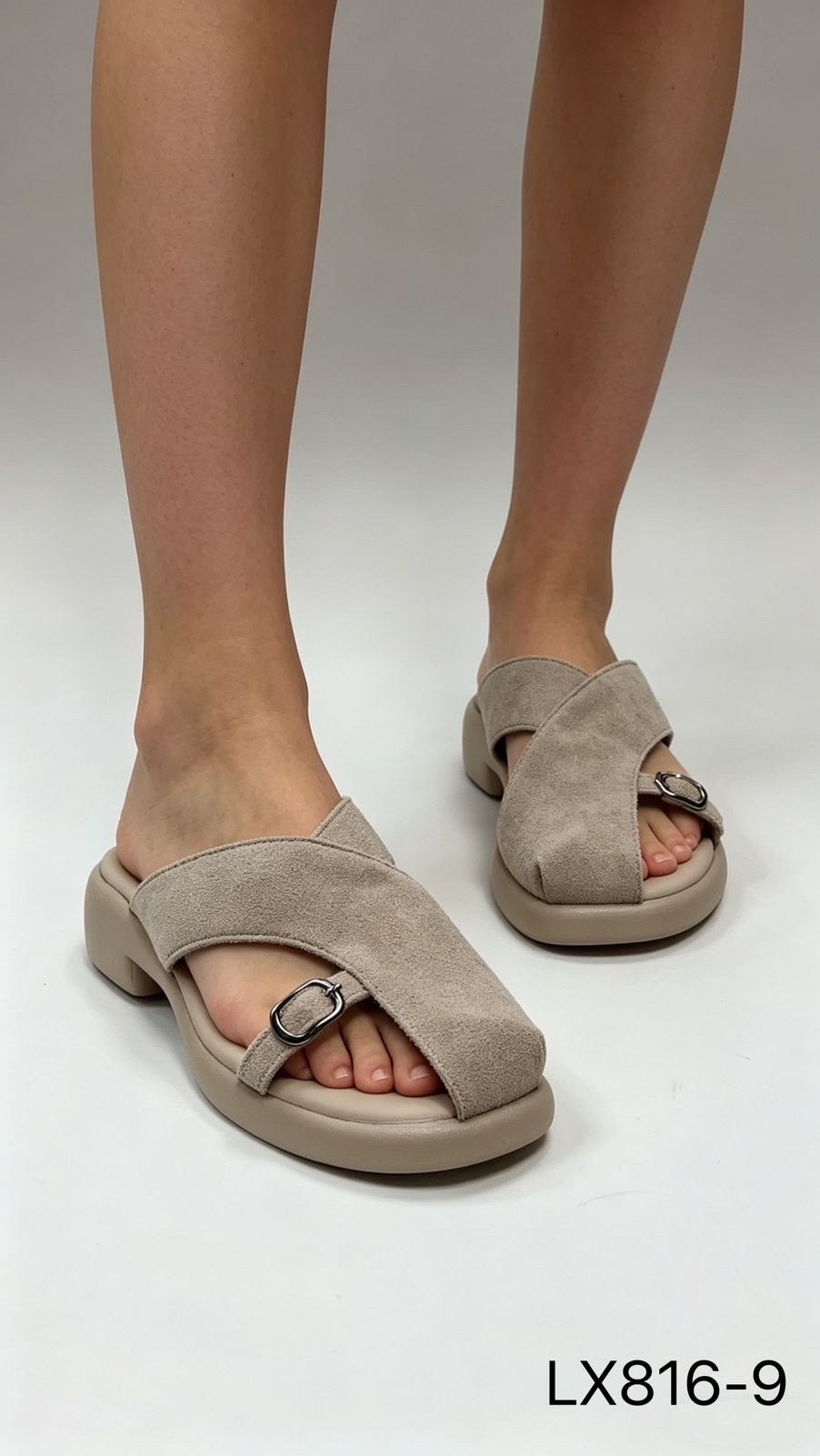 ,шлепанцы женские,модные шлепанцы,женские шлепки,шлепанцы летние