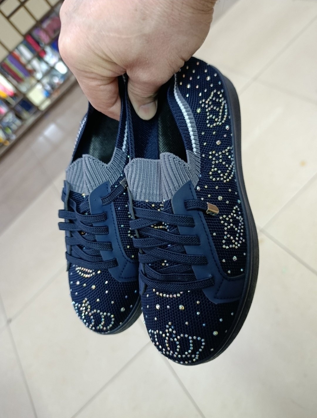 ,кроссовки женскиe,спортивная , женская,модные кроссовки