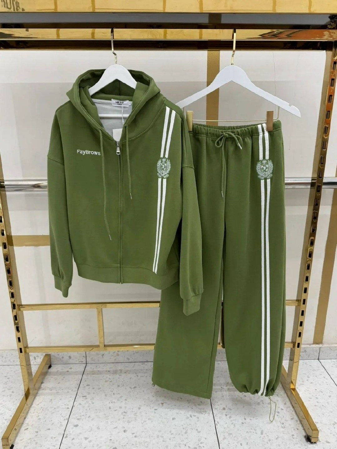 женский костюм,костюм красный,спортивный костюм,спортивный костюм женский