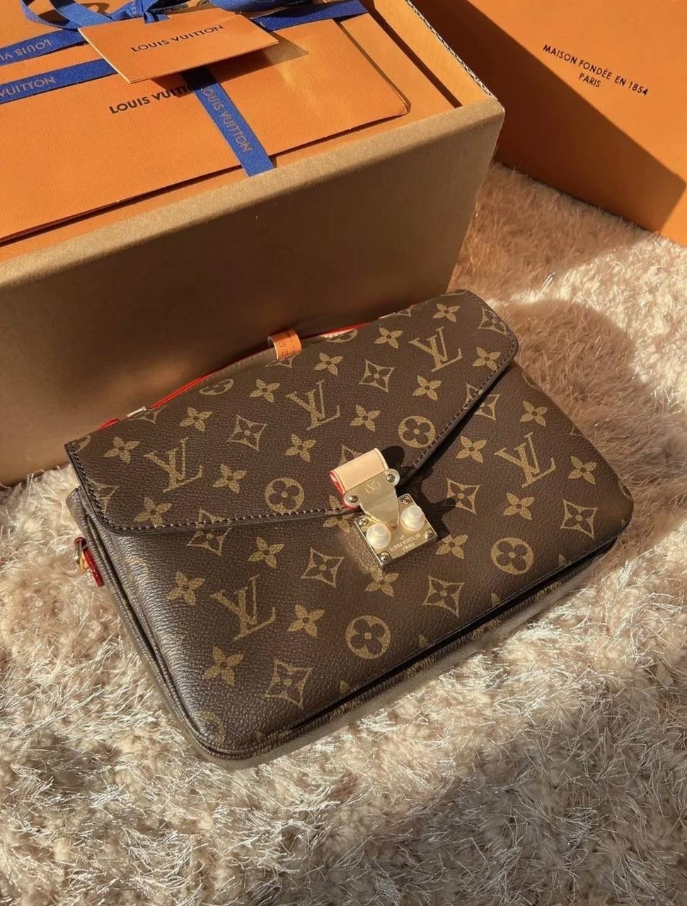 сумка женская louis vuitton,louis vuitton сумка на плечо,сумка louis vuitton,сумка через плечо louis vuitton,сумка louis vuitton pochette metis