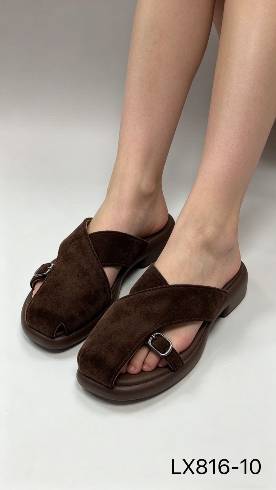 ,шлепанцы женские,модные шлепанцы,женские шлепки,шлепанцы летние