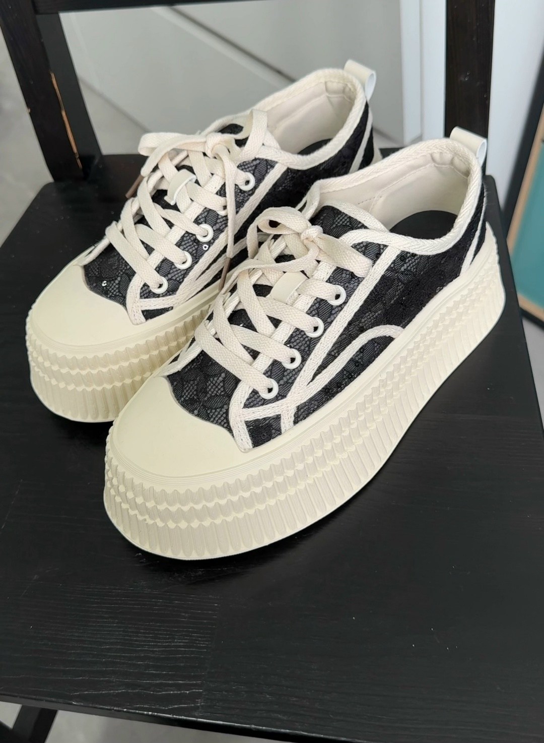 ,женские кроссовки,кеды женски,кеды на высокой подошве женские,кеды с розовой подошвой