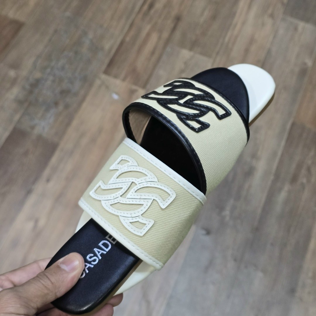 шлепанцы fendi,тапочки fendi,шлепки фенди,,шлепки fendi женские