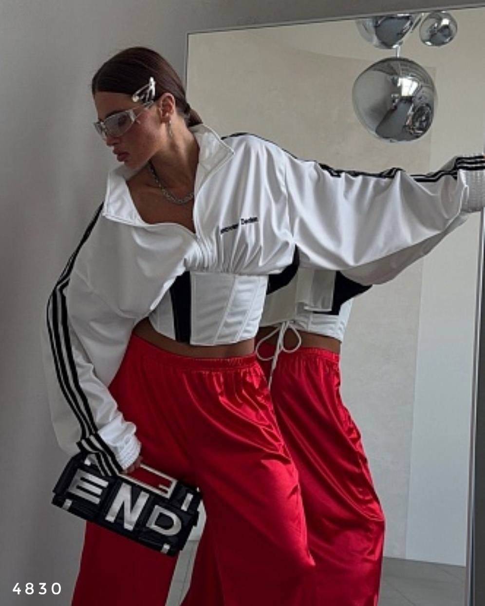 укороченная кофта адидас,куртка бомбер,adidas jacket,укороченная куртка,спортивная куртка