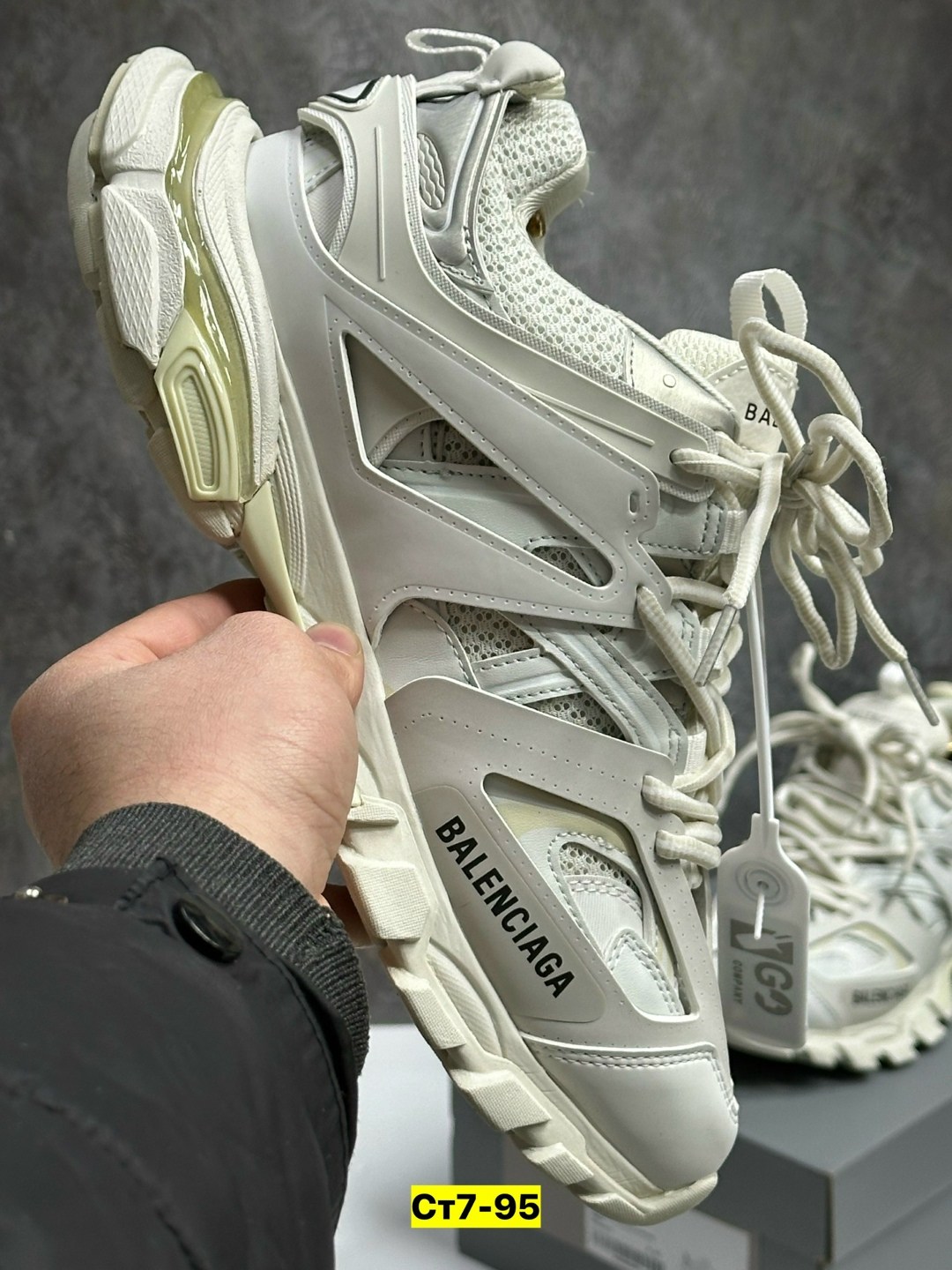 кроссовки balenciaga track,кроссовки balenciaga,мужские кроссовки balenciaga track белые с серым,кроссовки женские баленсиага balenciaga 455081514,кроссовки баленсиага balenciaga