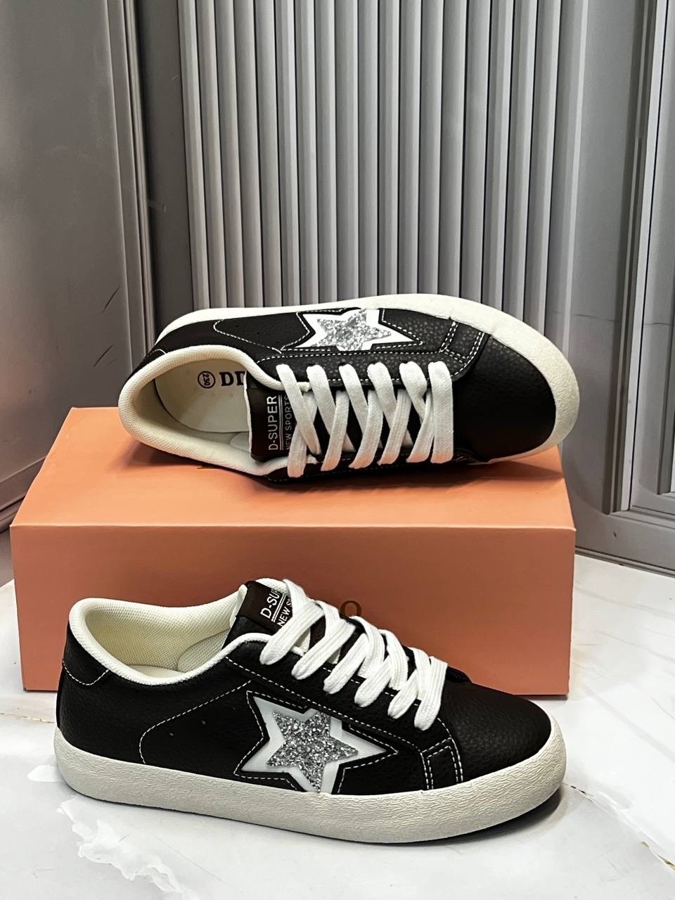 ,кеды замшевые,golden goose кеды,кроссовки со звездами, женская