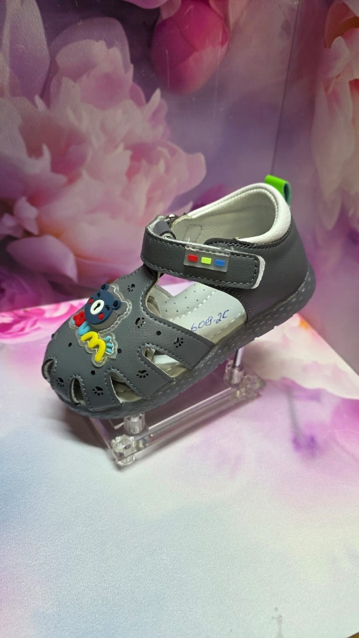 ,туфли для девочек,туфли для девочки белые праздничные,сандали капитошка,туфли детская