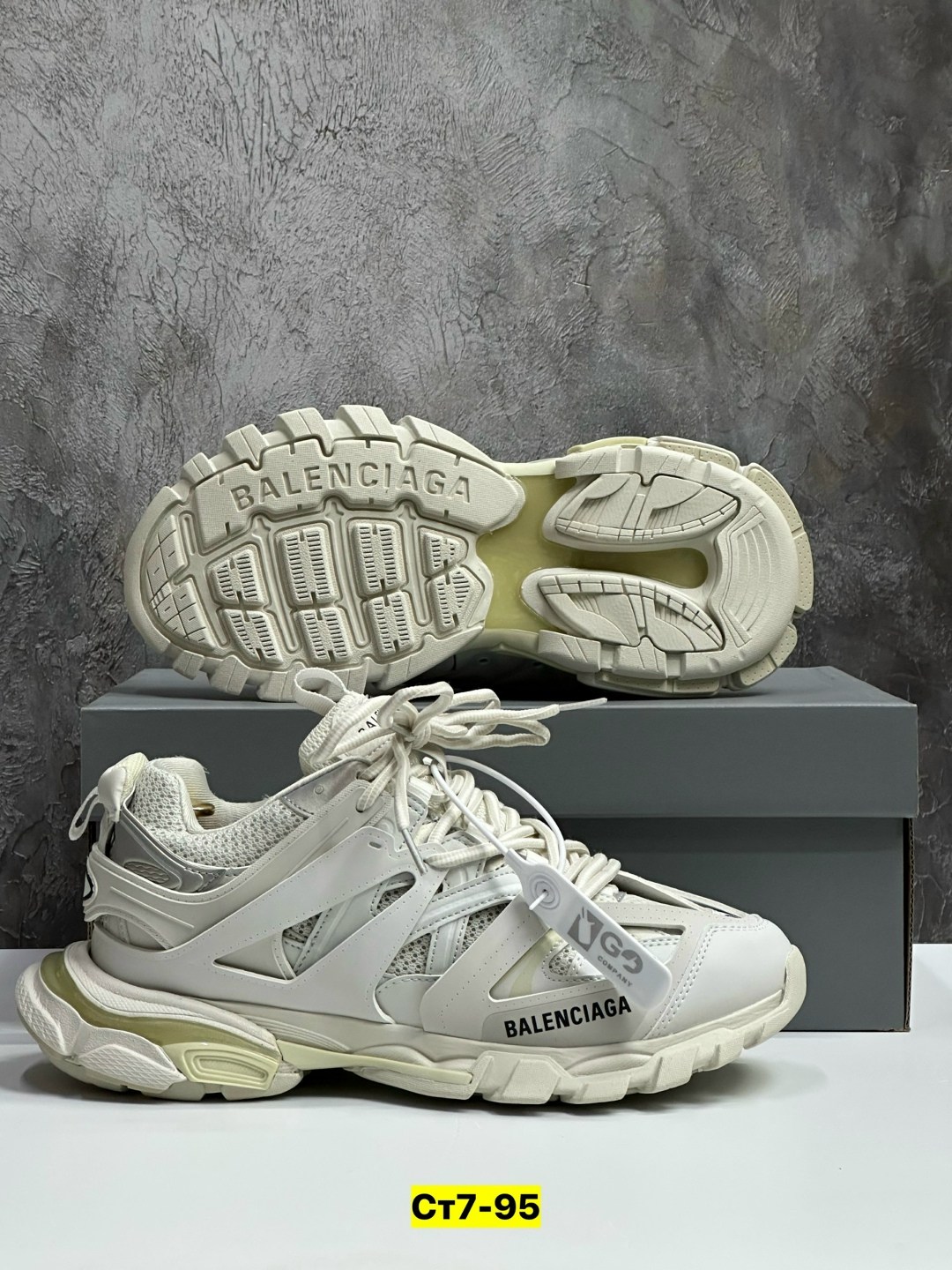 кроссовки balenciaga track,кроссовки balenciaga,мужские кроссовки balenciaga track белые с серым,кроссовки женские баленсиага balenciaga 455081514,кроссовки баленсиага balenciaga