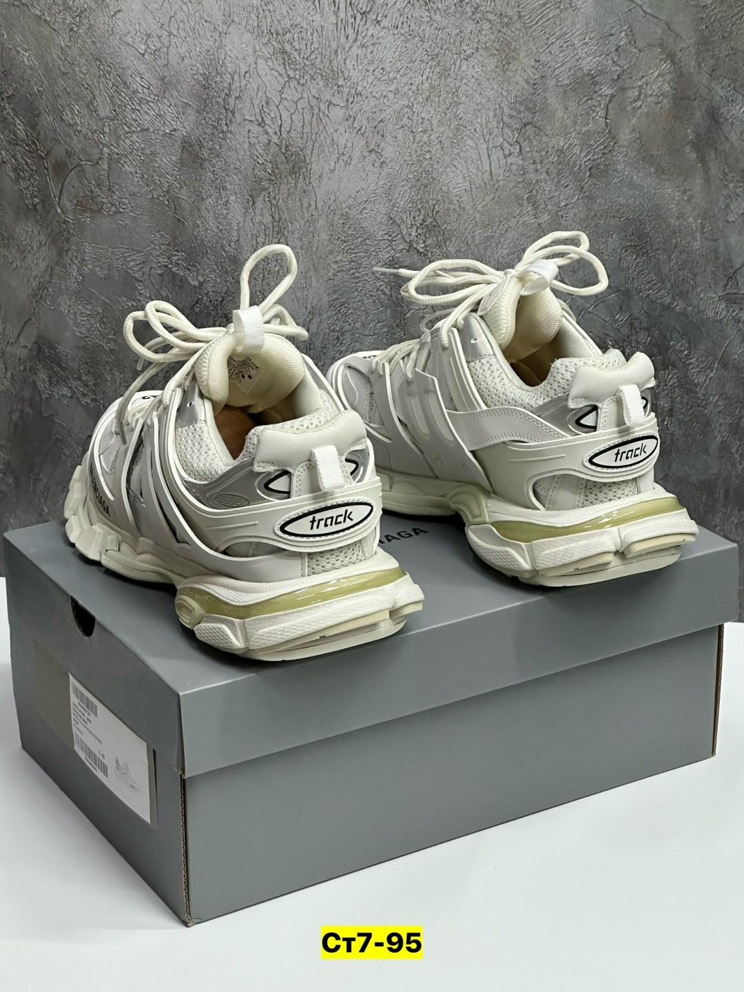кроссовки balenciaga track,кроссовки balenciaga,мужские кроссовки balenciaga track белые с серым,кроссовки женские баленсиага balenciaga 455081514,кроссовки баленсиага balenciaga