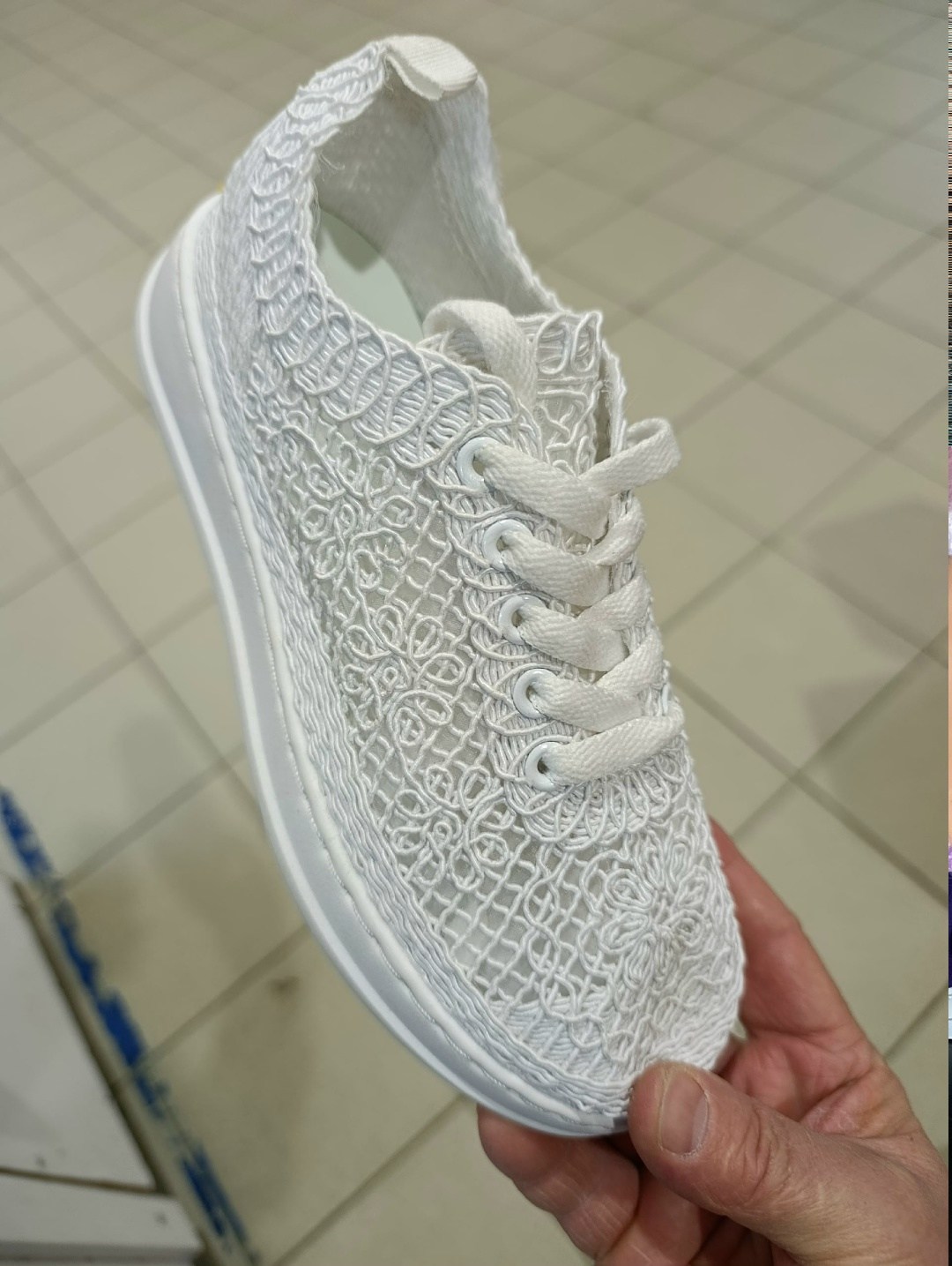 ,кружевные кеды конверс,валберис кружевные кеды,кружевные кеды,кеды с кружевом