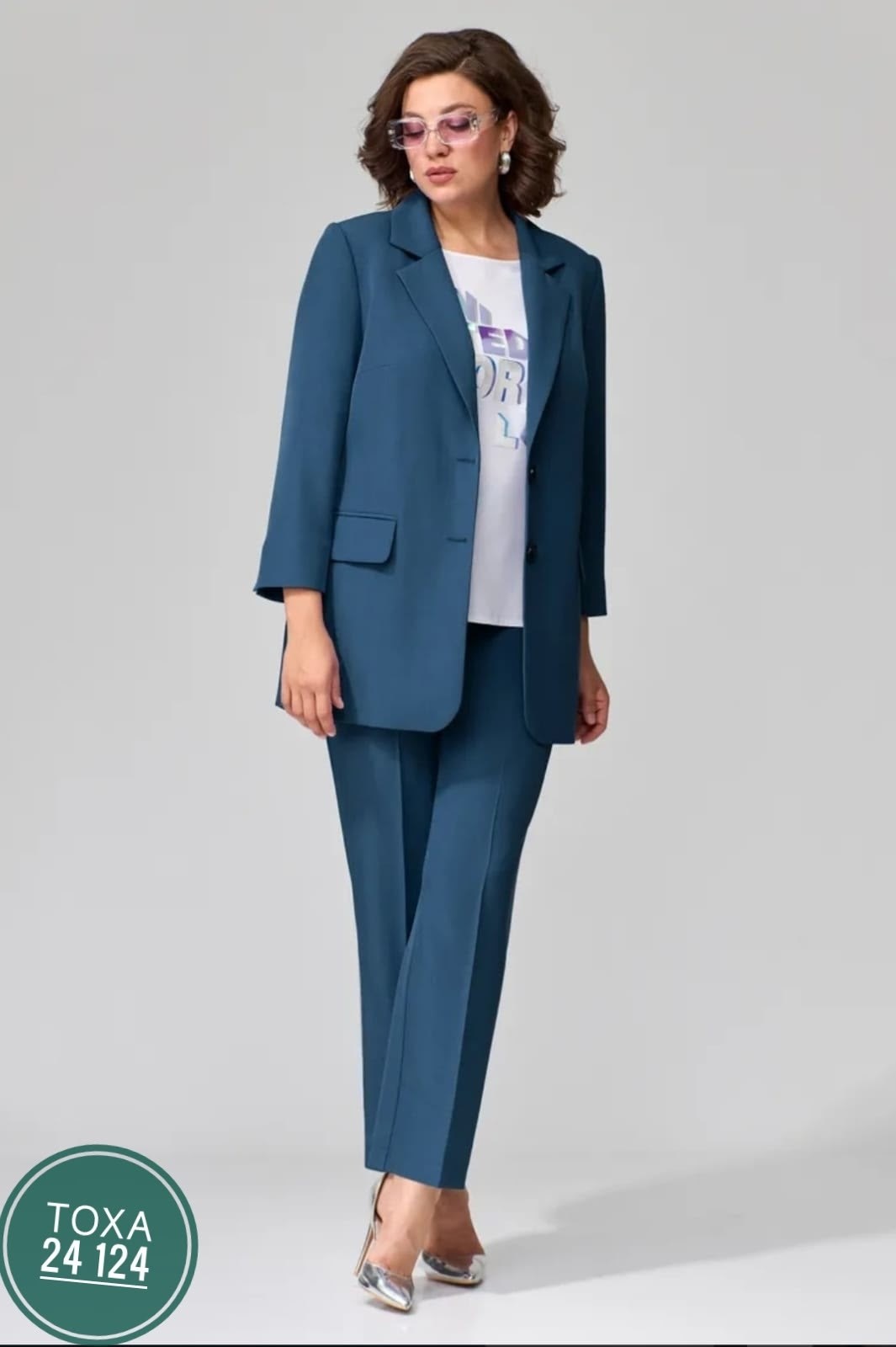 брючный костюм для полных женщин на торжество,брючные костюмы для полных женщин,костюм женский брючный классический,костюм nadin брючный,брючные костюмы для женщин