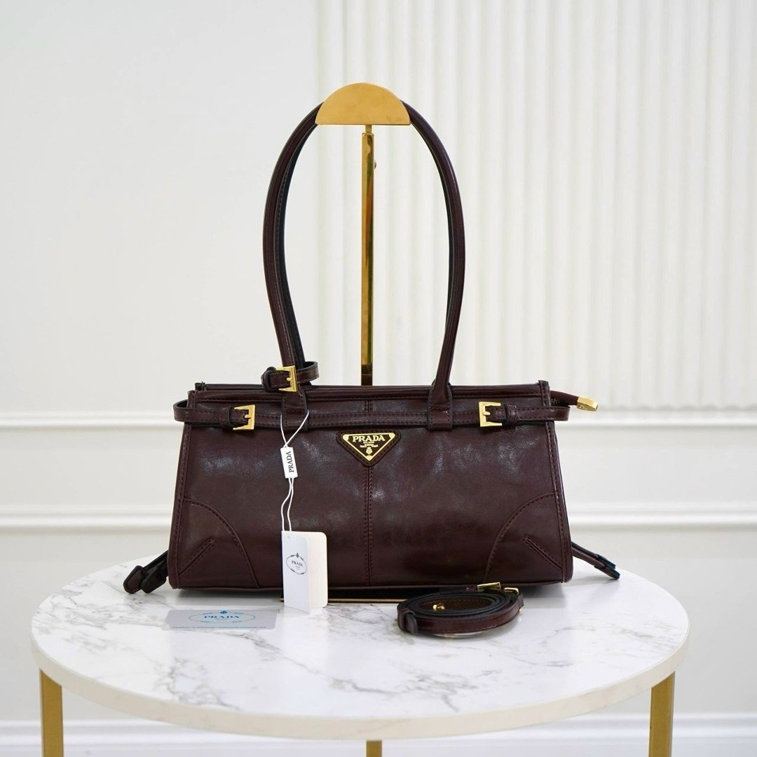 сумка prada натуральная кожа 32-16,сумка женская prada,сумка,сумка prada натуральная кожа 38х24,сумка prada