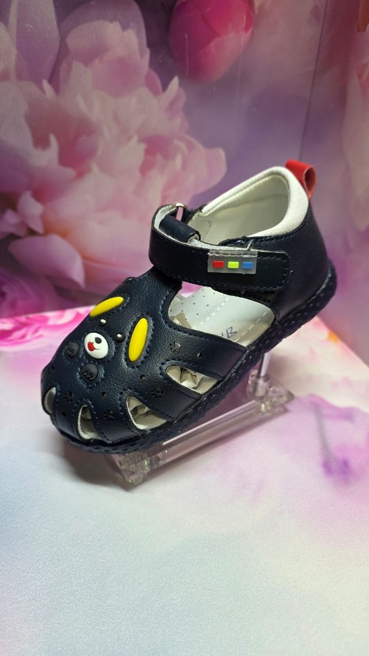 ,туфли для девочек,туфли для девочки белые праздничные,сандали капитошка,туфли детская