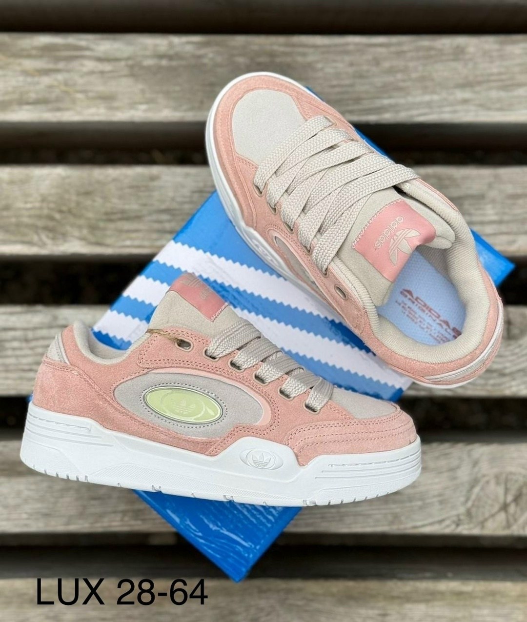 ,кроссовки женскиe,кроссовки женские adidas,спортивная ,кроссовка