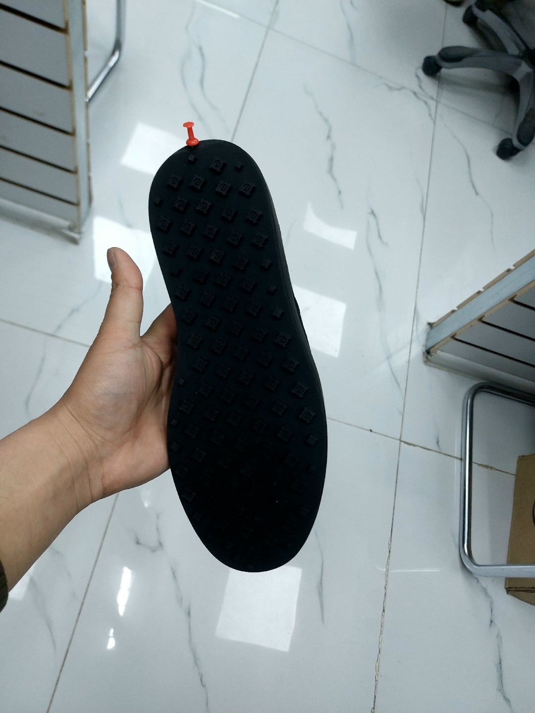 ,подошва,подошва для обуви,резиновая подошва,подошва для кроссовок