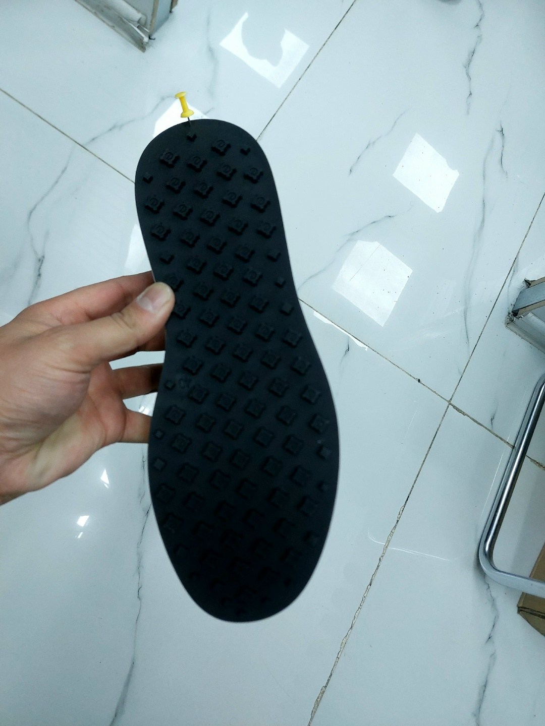 ,подошва,подошва для обуви,резиновая подошва,подошва для кроссовок