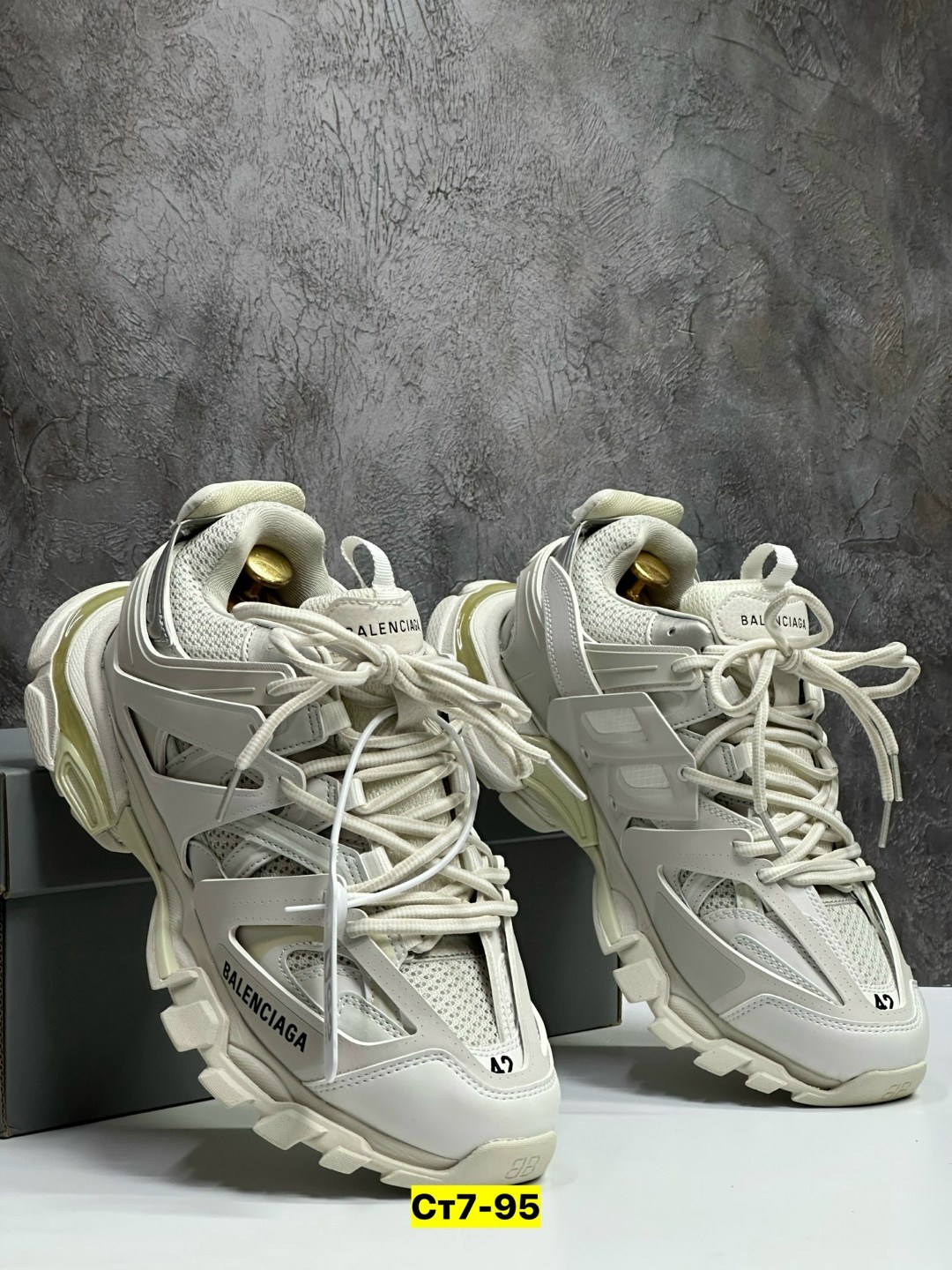 кроссовки balenciaga track,кроссовки balenciaga,мужские кроссовки balenciaga track белые с серым,кроссовки женские баленсиага balenciaga 455081514,кроссовки баленсиага balenciaga
