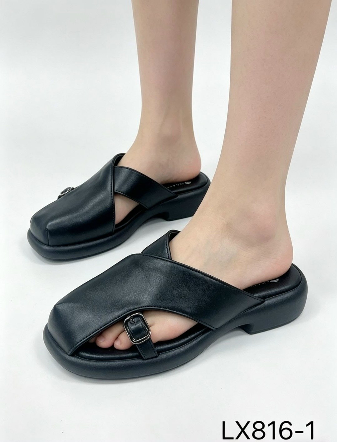 ,шлепанцы женские,модные шлепанцы,женские шлепки,шлепанцы летние