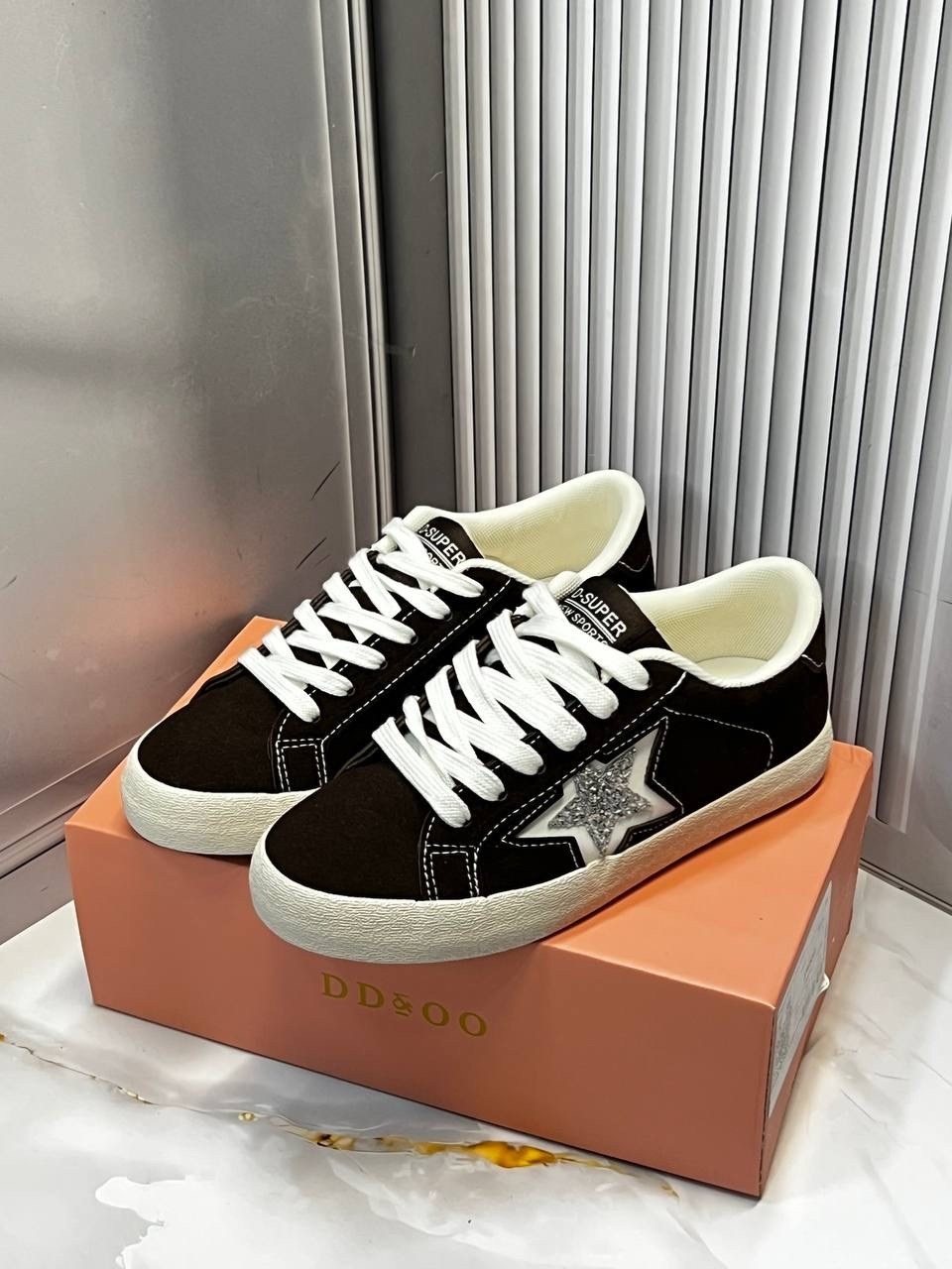 ,кеды замшевые,golden goose кеды,кроссовки со звездами, женская