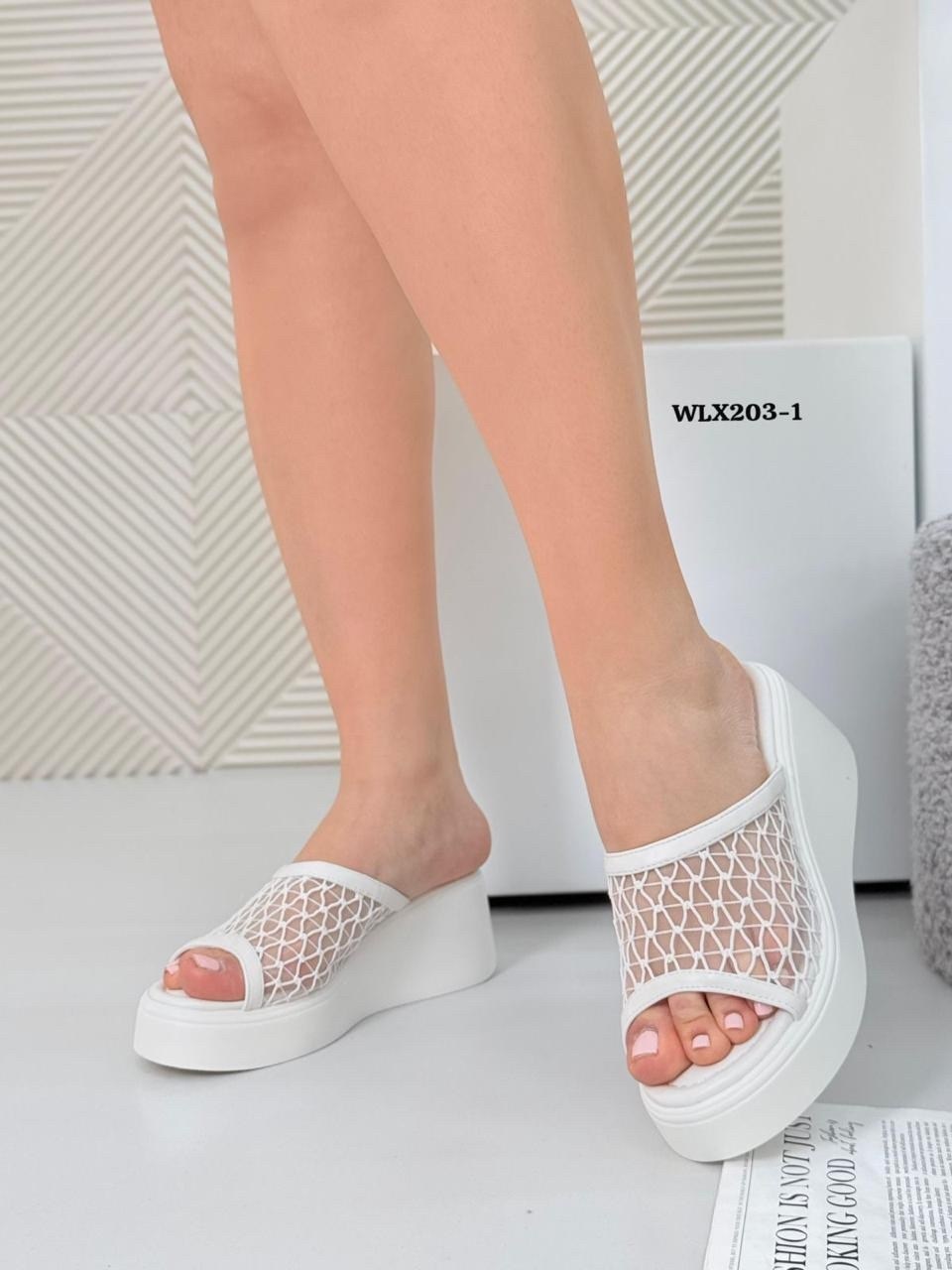 шлепанцы женские,,женские шлепки,женские тапки,шлепанцы на платформе