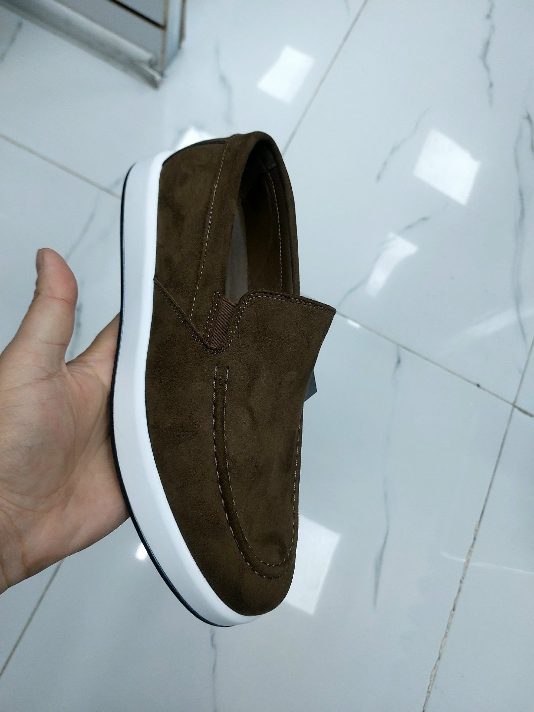 ,подошва,подошва для обуви,резиновая подошва,подошва для кроссовок