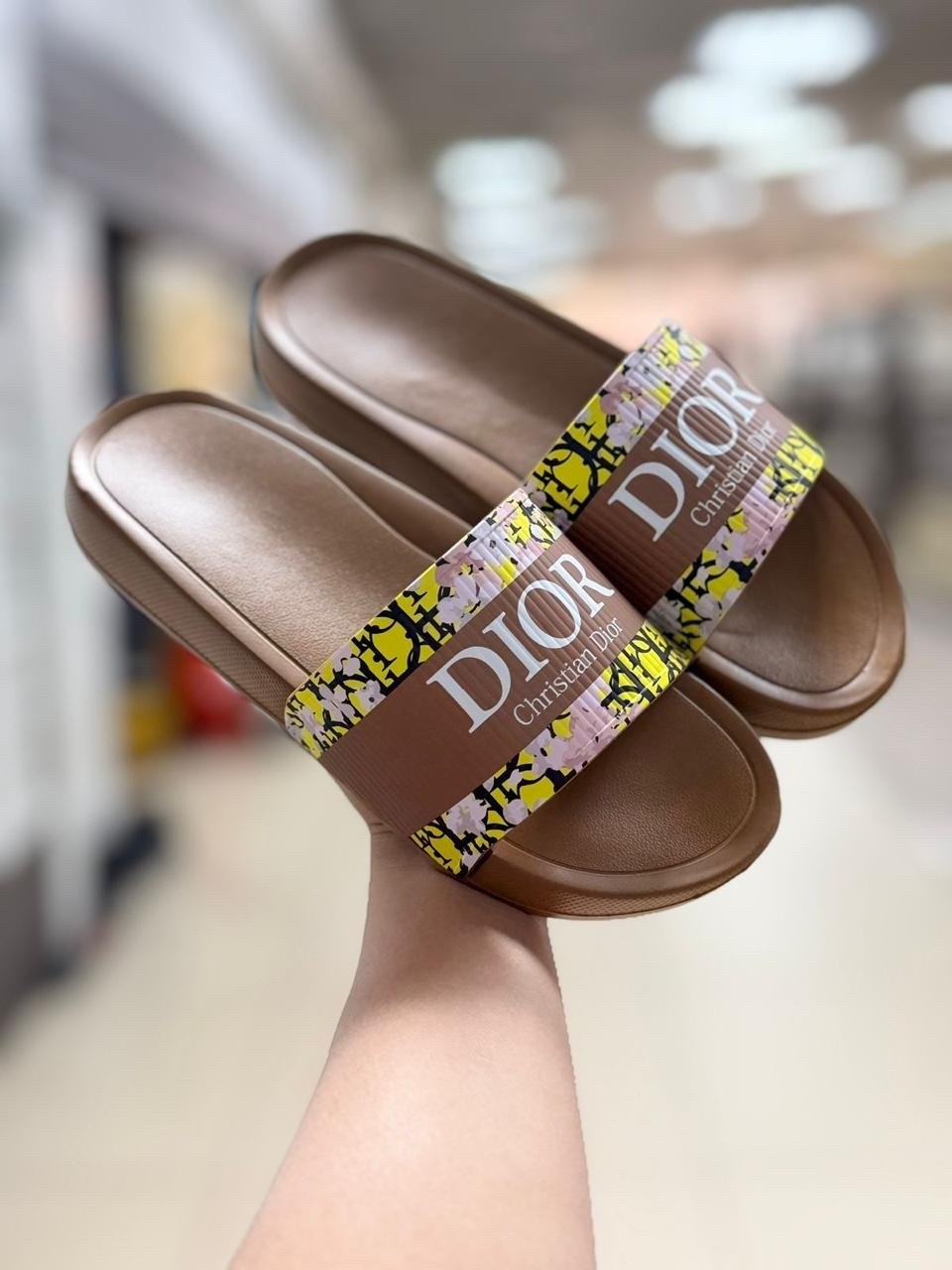 шлепки диор женские,шлепанцы christian dior,шлепанцы кристиан диор,шлепки диор,женские шлепанцы