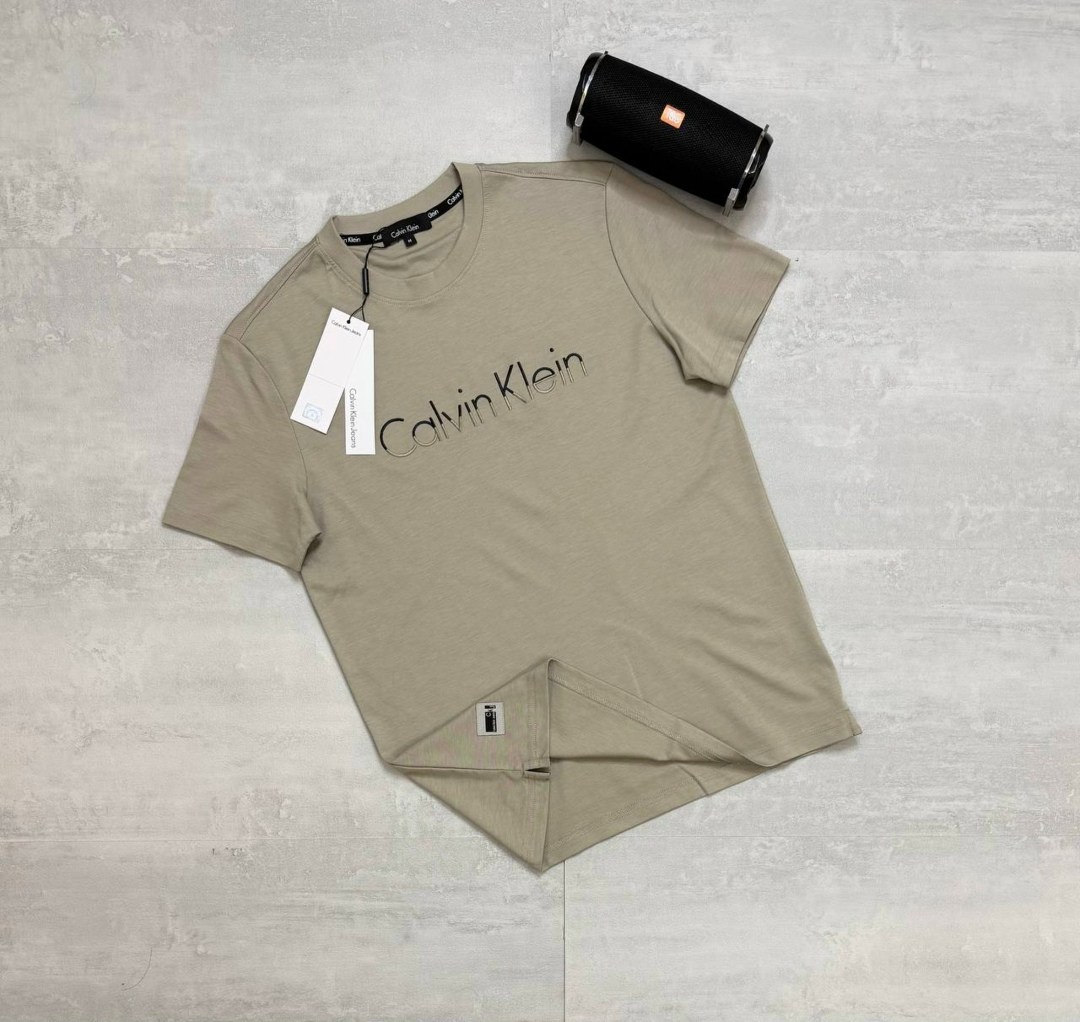 футболки мужские белые,футболки мужские,мужская футболка calvin klein,футболки для мужчин,футболка