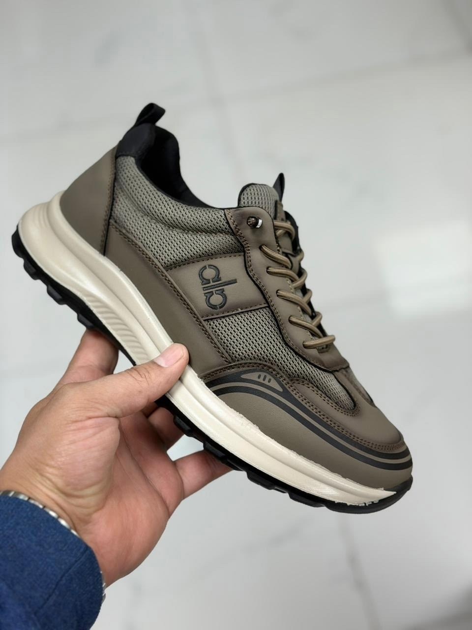 ,кроссовки черные,chanel кроссовки,кроссовки модные,женские кроссовки