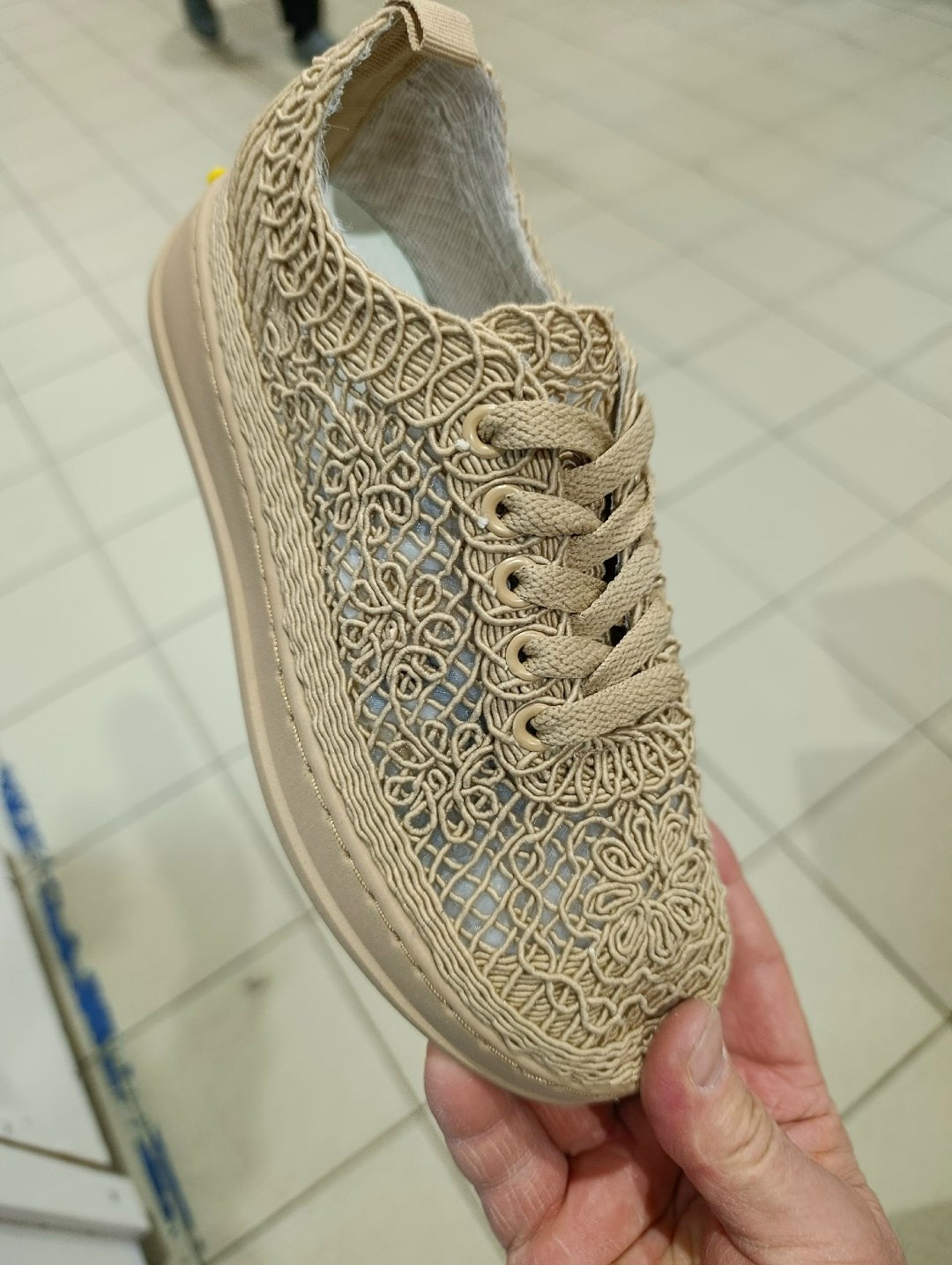 ,кружевные кеды конверс,валберис кружевные кеды,кружевные кеды,кеды с кружевом