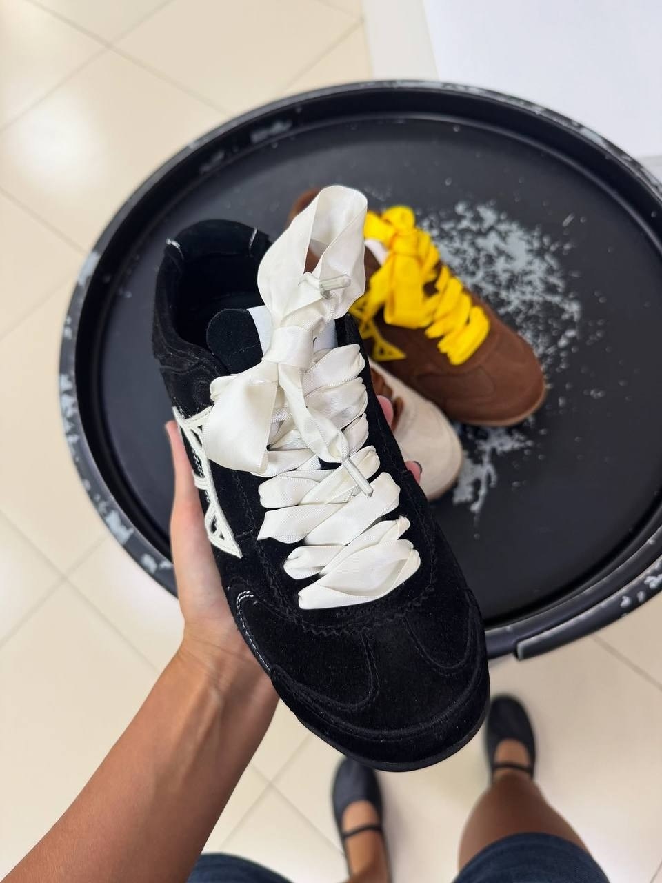 ,кроссовки женскиe,повседневные кроссовки,замшевые кроссовки,спортивная