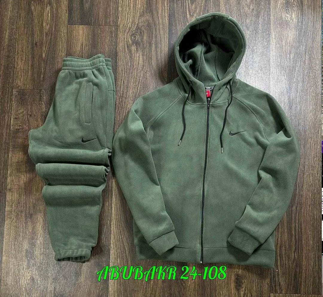 спортивный костюм nike на флисе,флисовый костюм спортивный,спортивный костюм nike nocta на флисе,спортивный костюм nike,флисовые костюмы