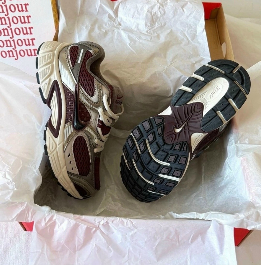 кроссовки nike,кроссовки,российские кроссовки,женские кроссовки,nike zoom vomero 5