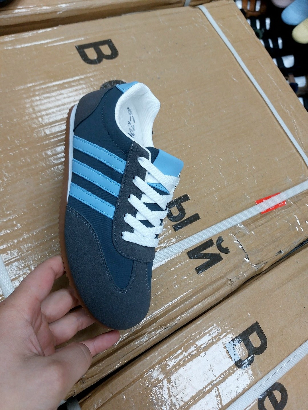 кроссовки адидас,,кроссовки adidas,спортивные кроссовки адидас мужские,мужские кроссовки