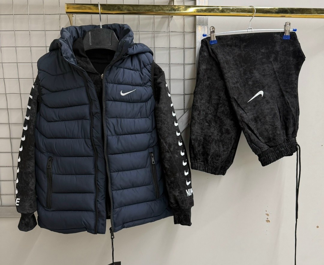 спортивный костюм тройка с жилеткой,костюм спортивный мужской nike,спортивный костюм nike,спортивный костюм nike тройка,спортивный костюм мужской nike комплект тройка