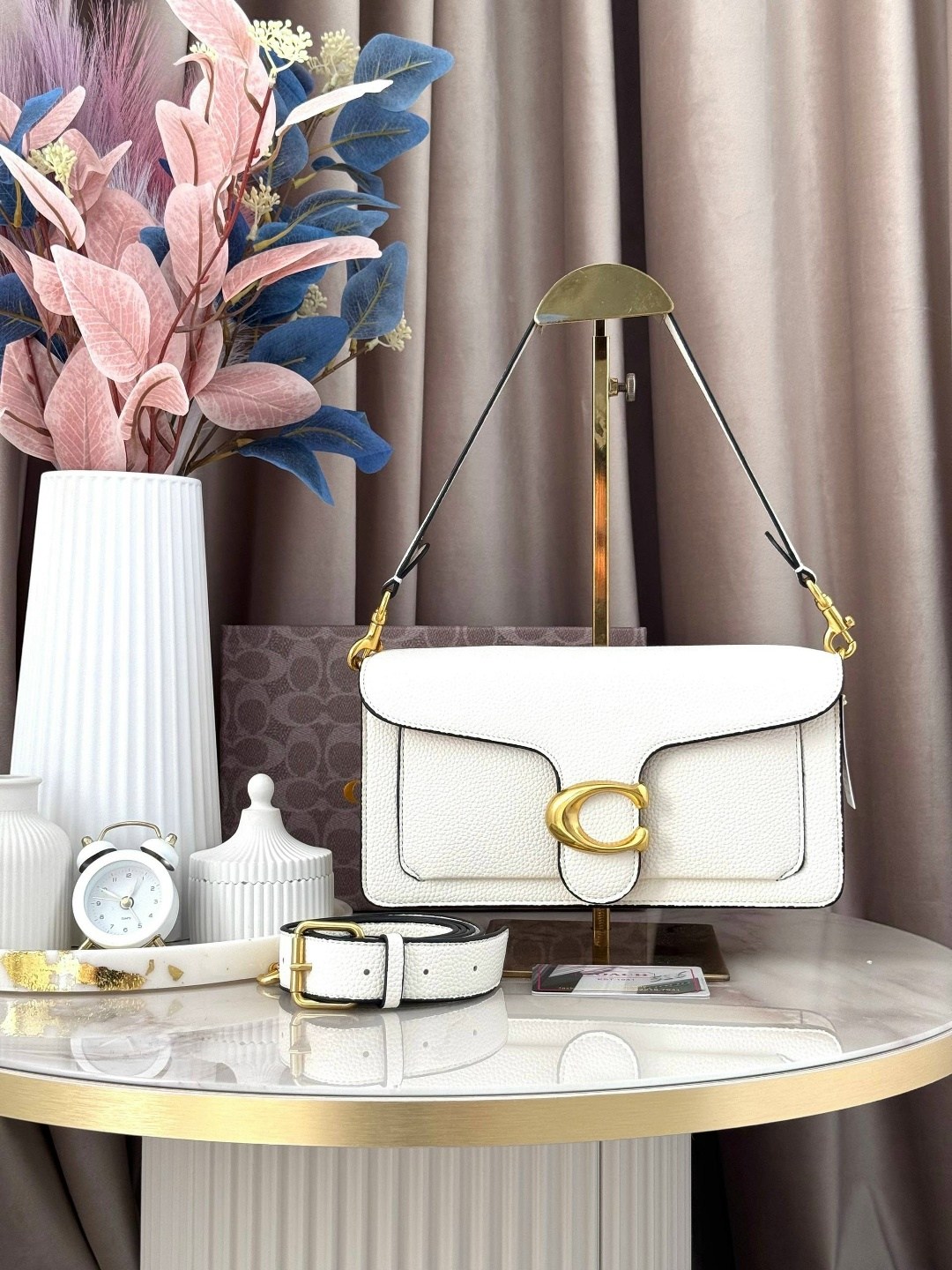 женская сумка coach,сумка coach,сумка через плечо coach цвет белый,сумка реплика coach,сумка через плечо coach