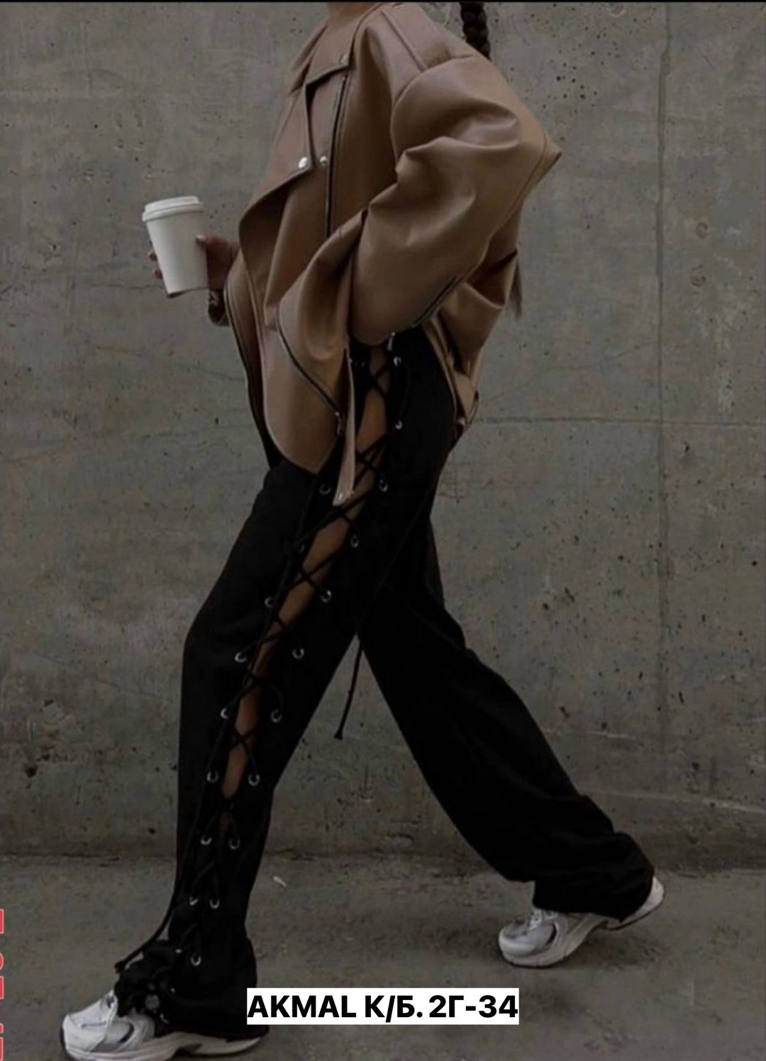 широкие штаны y2k со шнуровкой по бокам d.fortune,спортивные штаны с вырезом,трендовые штаны со шнуровкой по бокам,штаны со шнуровкой по бокам,широкие штаны y2k со шнуровкой по бокам d.fortune цвет бе