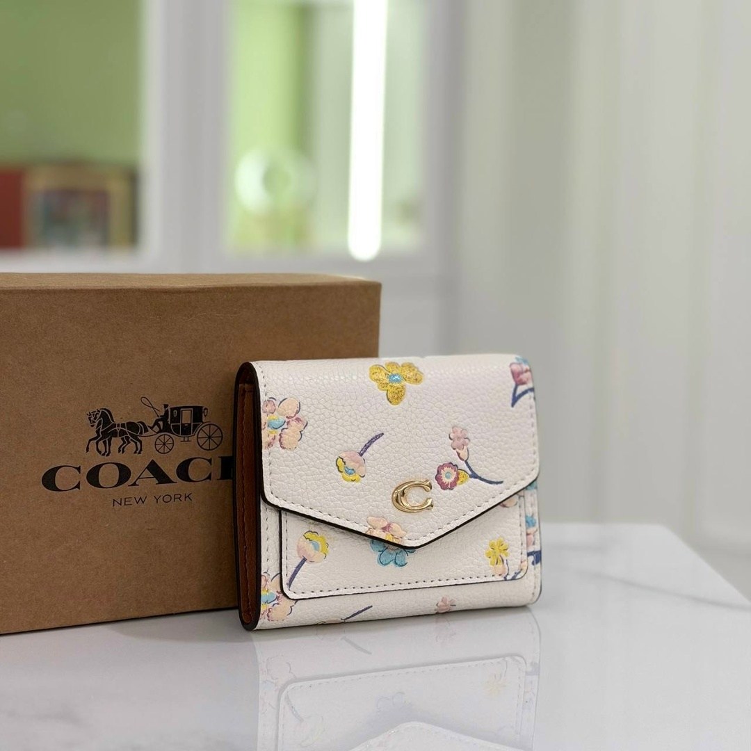 женский кошелек coach,кошелек coach,стильный женский кошелек,женские кошельки,брендовый кошелек coach