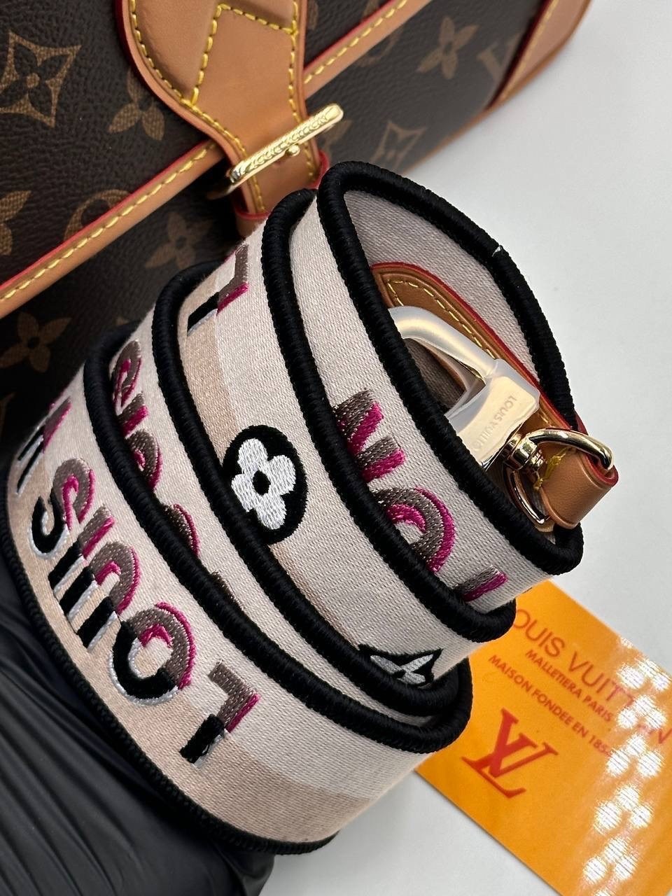 сумка женская louis vuitton,cумка louis vuitton,louis vuitton сумка на плечо,сумка louis vuitton 25,сумки луи виттон